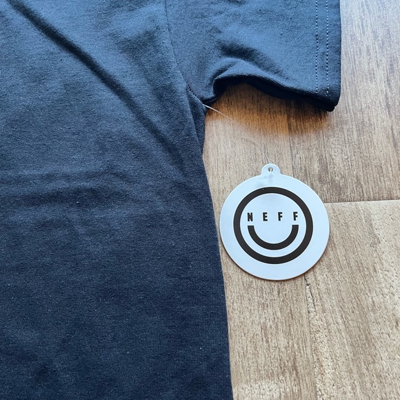 NWT Neff Shirt - Picture 3 of 6